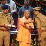वीरता पदक से सम्मानित हुए आईपीएस निपुण अग्रवाल समेत यूपी पुलिस के जांबाज लखनऊ में मुख्यमंत्री ने गणतंत्र दिवस पर घोषित पदक विजेताओं को किया अलंकृत
